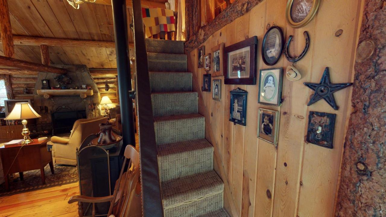 Cabin By The Creek With High Speed Wifi Red River Exterior photo
